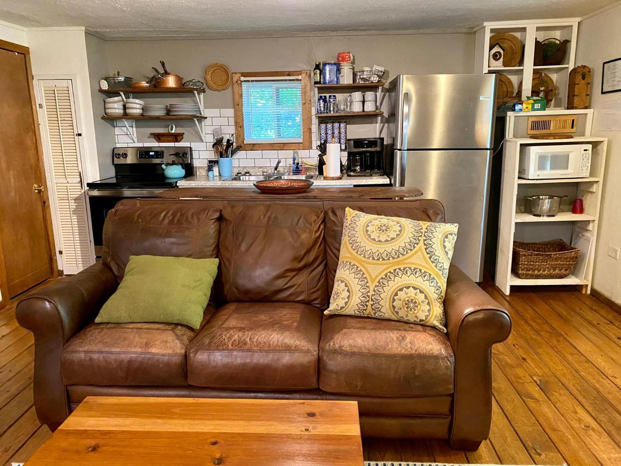Convenient Cottage-Hot Tub, 4 Minutes To דלונגה מראה חיצוני תמונה