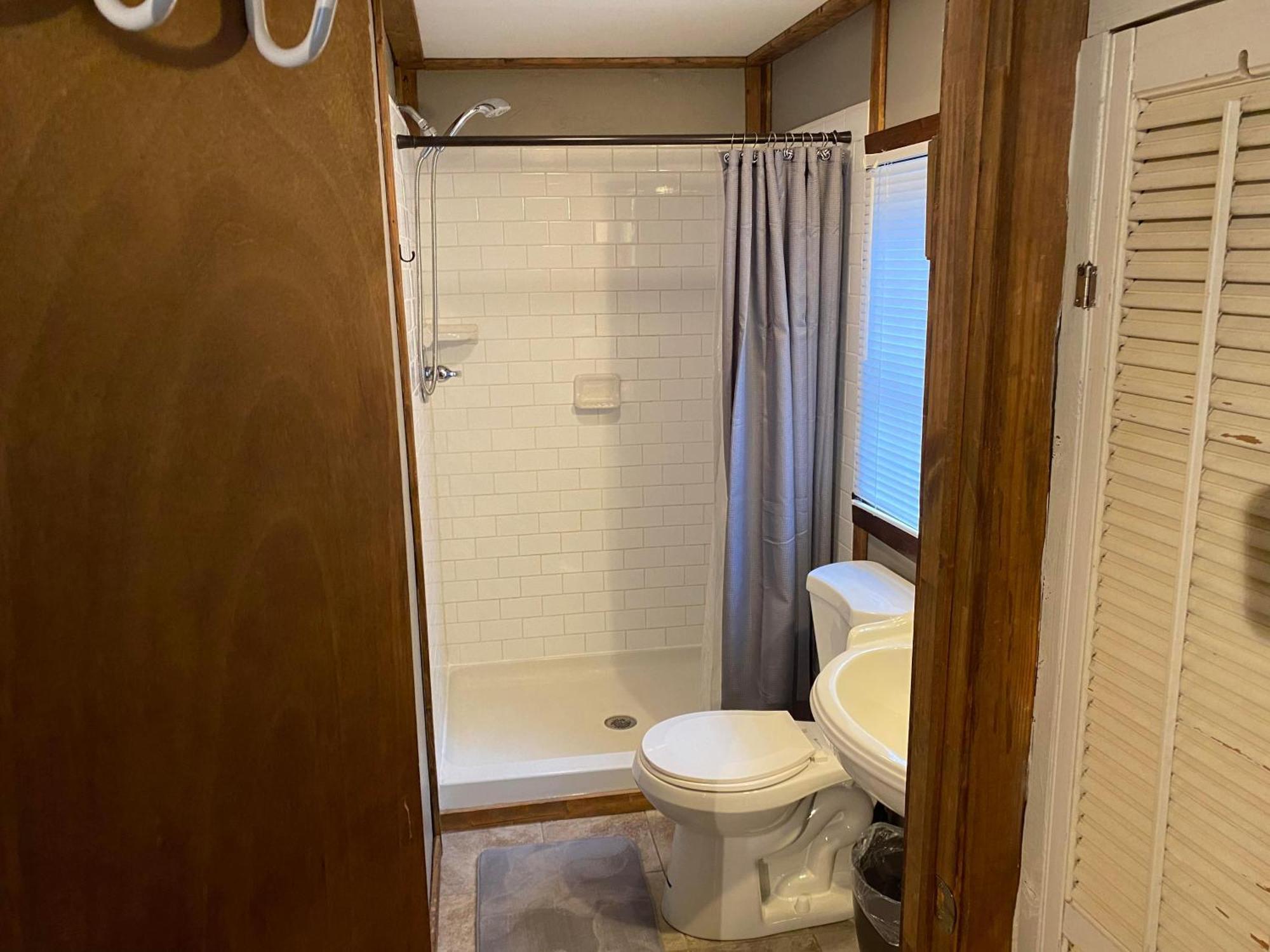 Convenient Cottage-Hot Tub, 4 Minutes To דלונגה מראה חיצוני תמונה